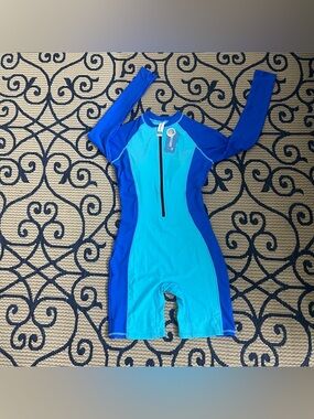 Long-Sleeve One-Piece Swimsuit in Bright Blue/Turquoise with built in bra